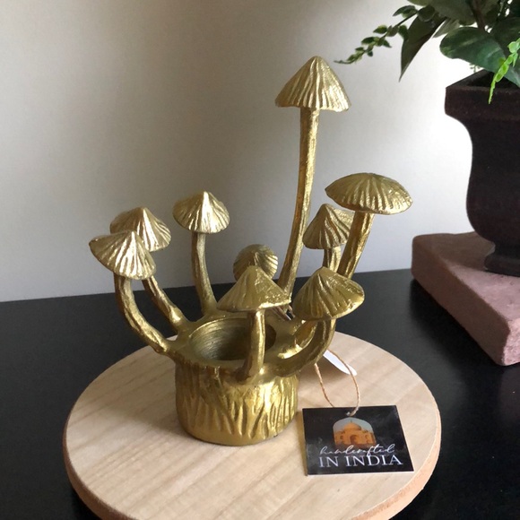 Other - NEW GORGEOUS Mushroom Candle Holder